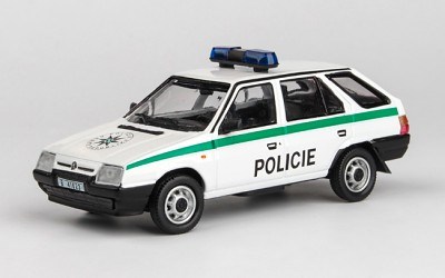 KODA FORMAN 1993 POLICIE R