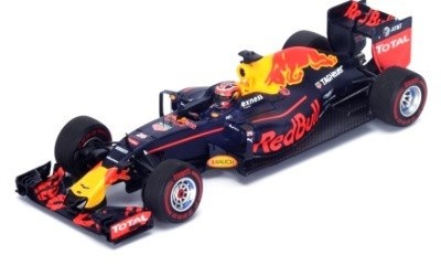 Red Bull RB12 Tag Heuer #26 Daniil Kvyat 7th Bahrain GP