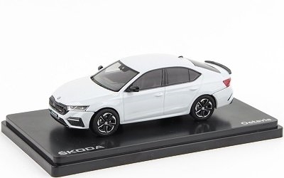 ŠKODA OCTAVIA IV RS COMBI 2020 BÍLÁ MOON - Photo 2