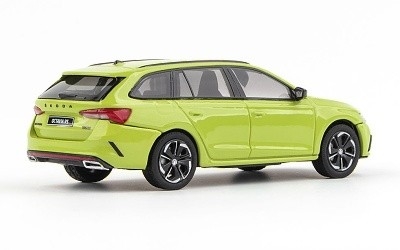 ŠKODA OCTAVIA IV RS COMBI 2020 WHITE MOON METALLIC - Photo 1