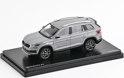 ŠKODA KODIAQ FACELIFT 2021 ŠEDÁ STEEL - Photo 2
