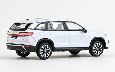 ŠKODA KODIAQ II 2023 bílá Moon metalíza - Photo 3 ŠKODA KODIAQ II 2023 bílá Moon metalíza - Photo 3