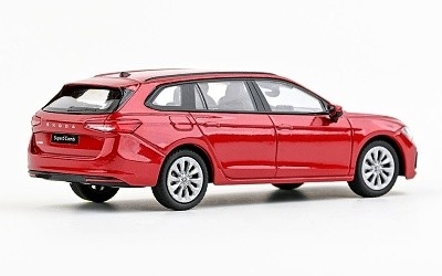 ŠKODA SUPERB IV COMBI 2023 CARMINE RED - Photo 2