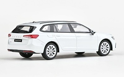 ŠKODA SUPERB IV COMBI 2023 WHITE - Photo 1
