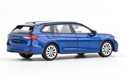ŠKODA SUPERB IV COMBI 2023 MODRÁ COBALT METALÍZA - Photo 1