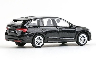 ŠKODA OCTAVIA IV COMBI 2024 černá magic - Photo 2