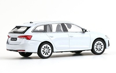 ŠKODA OCTAVIA IV COMBI 2024 bílá Moon metalíza - Photo 3