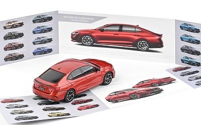 ŠKODA OCTAVIA IV RS 2020 ČERVENÁ CINNAMON METALÍZA - Photo 3