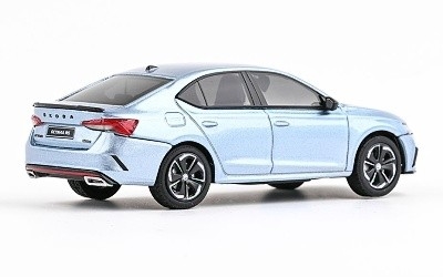 ŠKODA OCTAVIA IV RS 2020 MODRÁ SHARK METALÍZA - Photo 1
