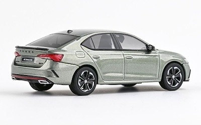 ŠKODA OCTAVIA IV RS 2020 ZELENÁ AGAVE METALÍZA - Photo 1