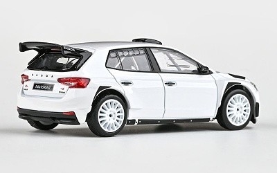 ŠKODA FABIA IV RS RALLY2 2022 WHITE ASFALTOVÁ KOLA - Photo 1