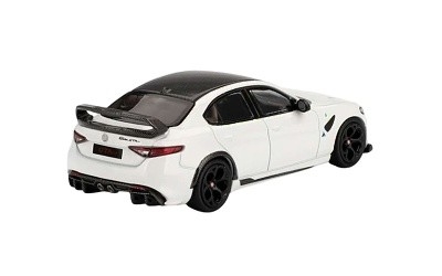 Alfa Romeo Giulia GTAm 2021 white - Photo 1