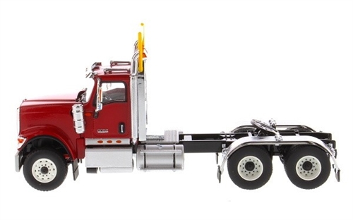 INTERNATIONAL HX520 TANDEM TRACTOR RED - Photo 1