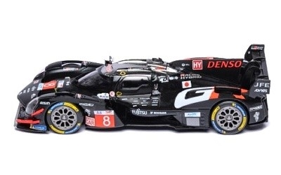 TOYOTA GR010 Hybrid #8 S.Buemi - B.Hartley - R.Hirakawa 24h LM 2025 - Photo 2