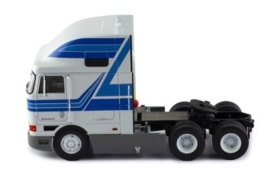 TAHAČ NÁVĚSŮ INTERNATIONAL EAGLE CABOVER 1995 White / Blue - Photo 1