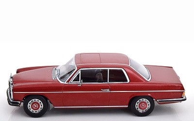 MERCEDES-BENZ 280 C/8 W114 COUPE 1969 RED METALLIC - Photo 2