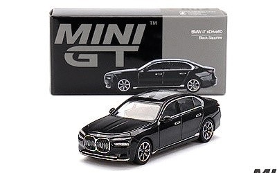 BMW i7 xDrive60 Black Sapphire - Photo 3