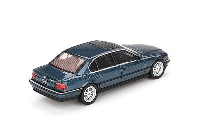 BMW 750IL Sorrento Blue Metallic blister - Photo 1