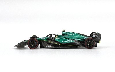 Aston Martin AMR24 #14 Fernando Alonso 2024 F1 2024 Bahrain GP - Photo 2