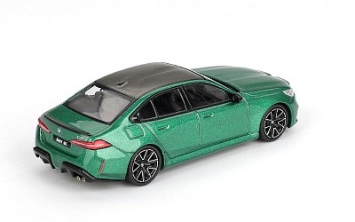 BMW M5 Isle of Man Green Metallic - Photo 1