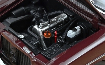 Mercedes-Benz 200 1968 Dark Red Brown - Photo 3