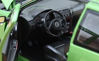 Volkswagen Golf GTI 1998 Cosmic green metallic - Photo 2