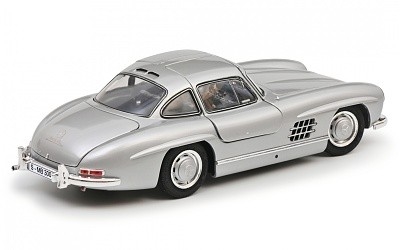 MERCEDES-BENZ 300 SL GULLWING SILVER - Photo 9