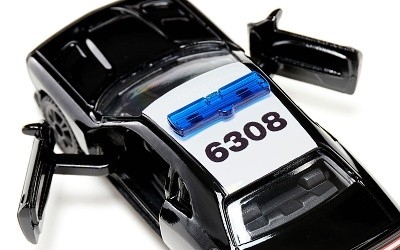 SIKU 1584 DODGE CHALLENGER SRT COUNTY SHERIFF - Photo 4