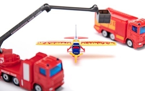 SIKU 6330 DÁRKOVÝ SET HASIČSKÁ VOZIDLA S PŘÍSLUŠENSTVÍM - Photo 1