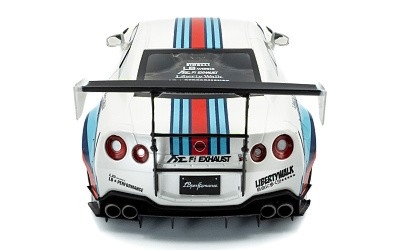 Nissan GT-R (R35) W/ Liberty Walk Body Kit 2.0 M 2024 - Photo 4