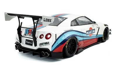 Nissan GT-R (R35) W/ Liberty Walk Body Kit 2.0 M 2024 - Photo 5