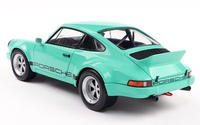 Porsche 911 IROC Mint Green 1974 - Photo 2