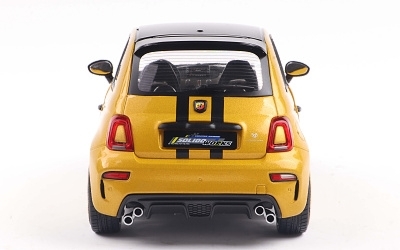 Fiat F595 Abarth SOLIDO WORKS 2024 yellow - Photo 3
