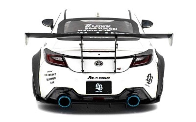 TOYOTA GR86 LIBERTY WALK BODY KIT PEARL WHITE 2024 - Photo 3