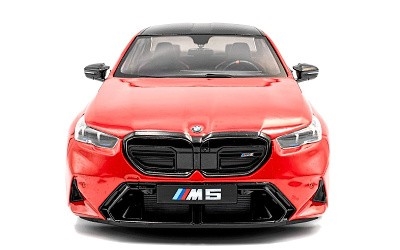 BMW M5 2025 FIRE RED - Photo 3