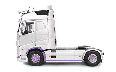 TAHAČ VOLVO TRUCKS FH16 GLOBETROTTER XL SILVER & PURPLE 2023 - Photo 1