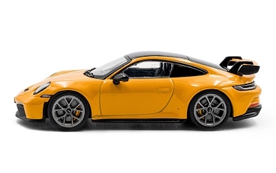 Porsche 911 (992) GT3 2023 Signal Yellow  - Photo 2