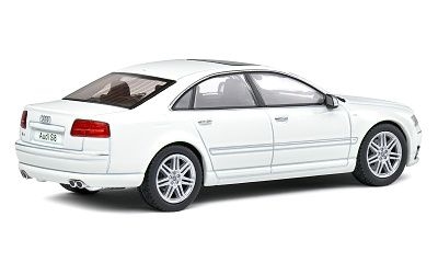 AUDI S8 D3 WHITE 2010 - Photo 1