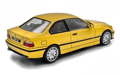 BMW M3 Coupé 1999 Dakar Yellow - Photo 2