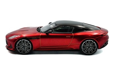 ASTON MARTIN DB12 HYPER RED 2023 - Photo 1