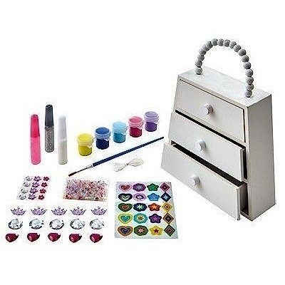 OZDOB SI ŠPERKOVNICI