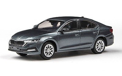 ŠKODA OCTAVIA IV 2020 ŠEDÁ QUARTZ METALÍZA Ověřovací série se zaváděcí cenou