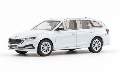 ŠKODA OCTAVIA IV RS COMBI 2020 WHITE MOON METALLIC