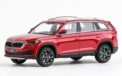 KODA KODIAQ FACELIFT 2021 RED VELVET