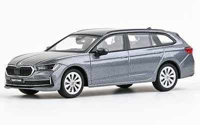 ŠKODA SUPERB IV COMBI 2023 ŠEDÁ GRAPHITE METALÍZA