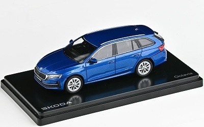 ŠKODA OCTAVIA IV COMBI 2024 modrá race metalíza