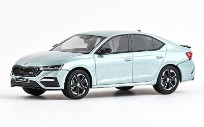 KODA OCTAVIA IV RS 2020 ZELEN ARTIC METALZA