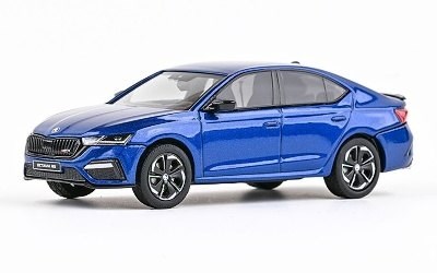 ŠKODA OCTAVIA IV RS 2020 MODRÁ NIGHTFIRE METALÍZA