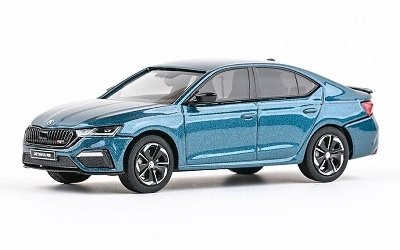 ŠKODA OCTAVIA IV RS 2020 MODRÁ ADMIRAL METALÍZA