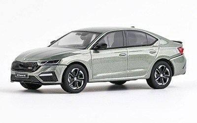 ŠKODA OCTAVIA IV RS 2020 ZELENÁ AGAVE METALÍZA